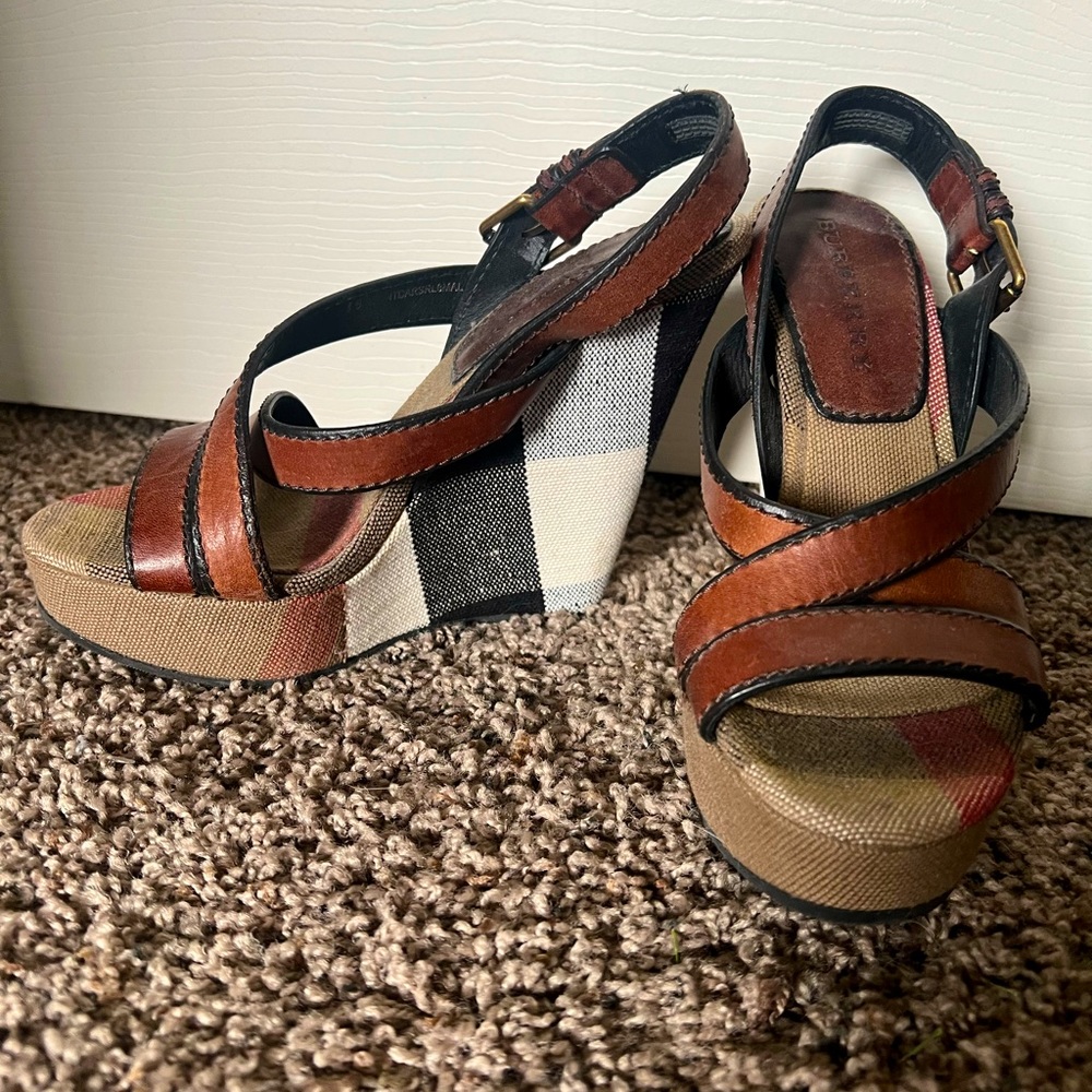 Burberry Brit Canvas Check Warlow Wedge Sandals, size 38
